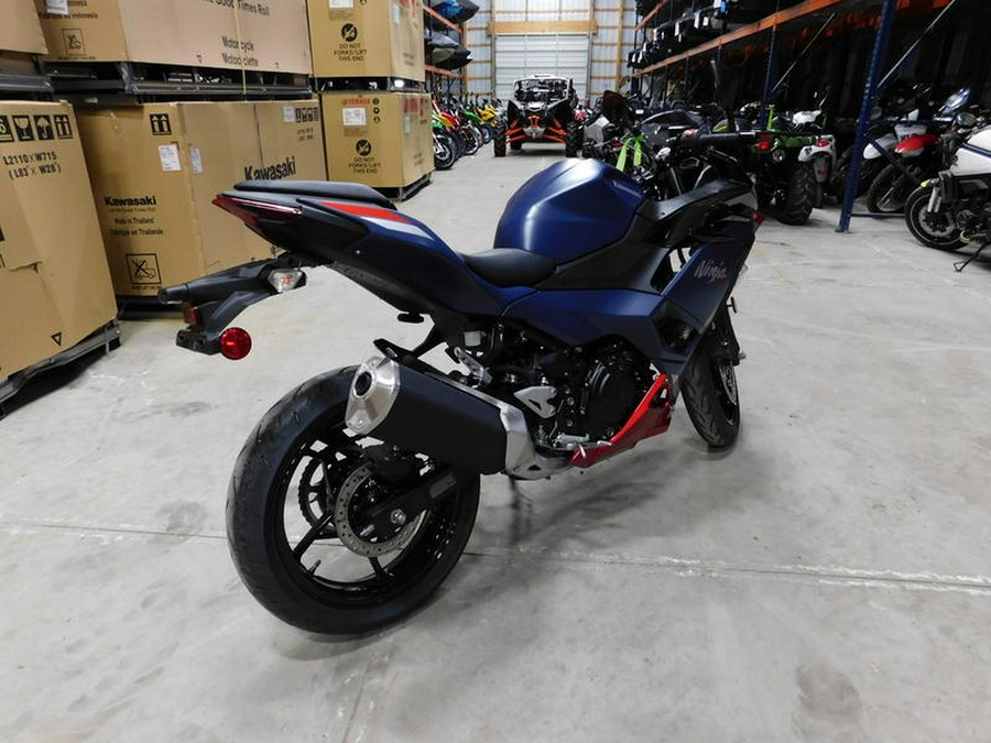2026 Kawasaki Ninja® 500 ABS Metallic Matte Twilight Blue