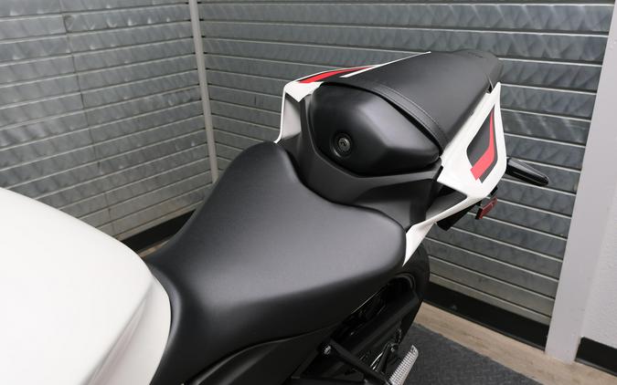 2026 YAMAHA YZF-R7 70TH ANNIVERSARY EDITION