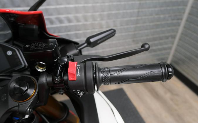 2026 YAMAHA YZF-R7 70TH ANNIVERSARY EDITION