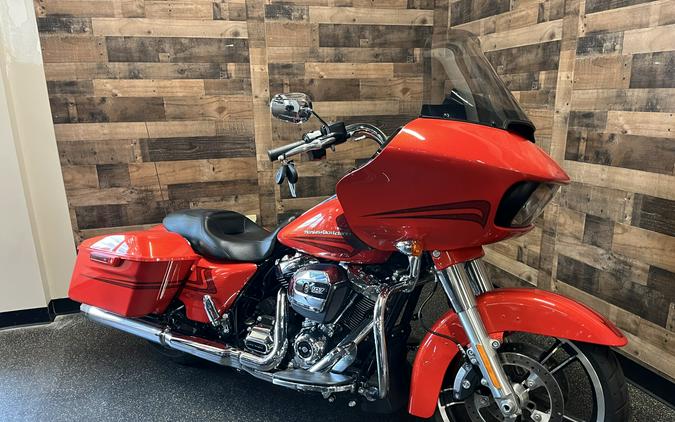 2017 Harley-Davidson® Road Glide® Special Custom Colour Laguna Orange FLTRXS