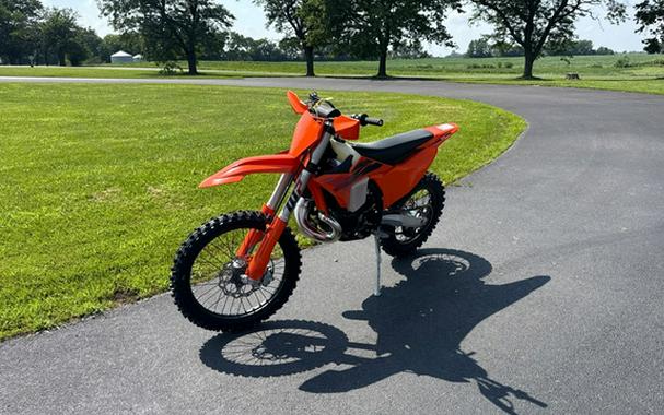 2027 KTM XC 300