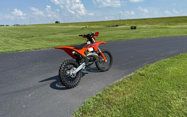 2027 KTM XC 300