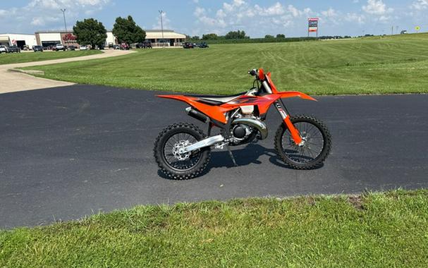 2027 KTM XC 300