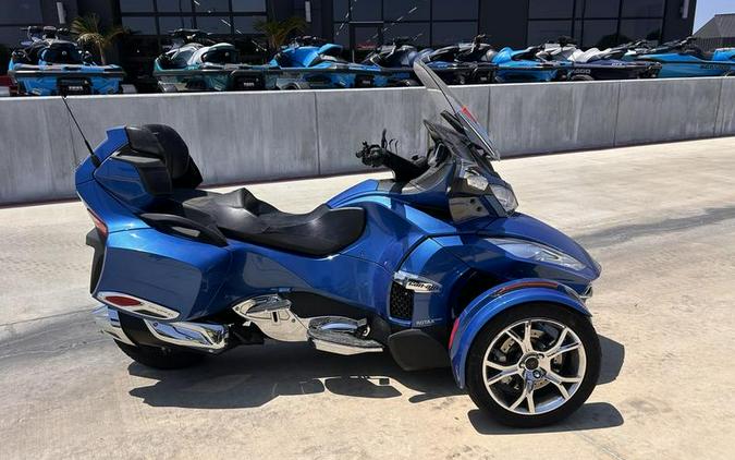 2019 Can-Am® Spyder® RT Limited Chrome