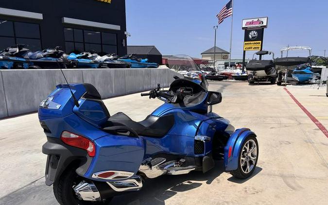 2019 Can-Am® Spyder® RT Limited Chrome