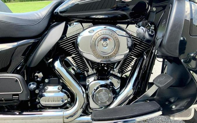 2009 Harley-Davidson® FLHTCU - Ultra Classic® Electra Glide®