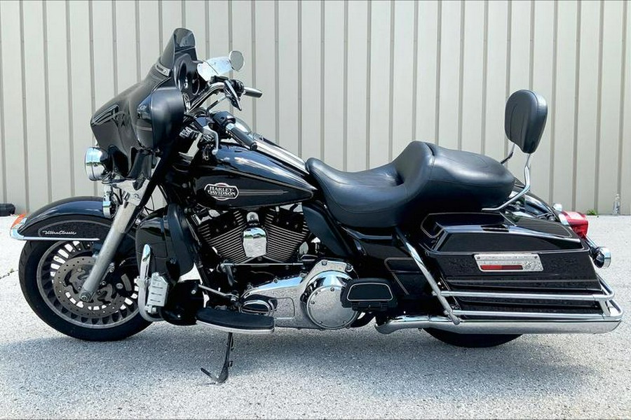 2009 Harley-Davidson® FLHTCU - Ultra Classic® Electra Glide®