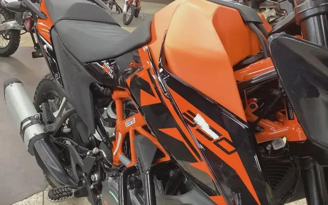 New 2024 KTM 390 ADVENTURE SPOKE W ORANGE