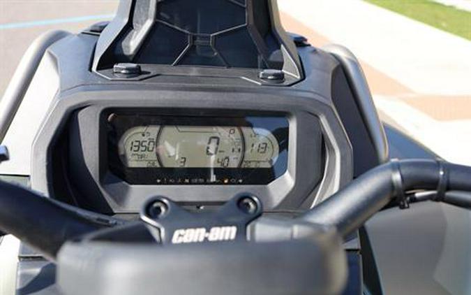 2026 Can-Am Outlander X MR 1000R