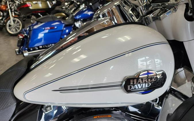 2012 Harley-Davidson® Electra Glide Ultra Classic FLHTCU