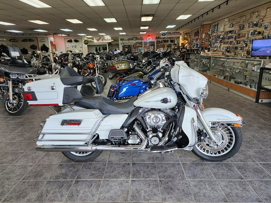 2012 Harley-Davidson® Electra Glide Ultra Classic FLHTCU