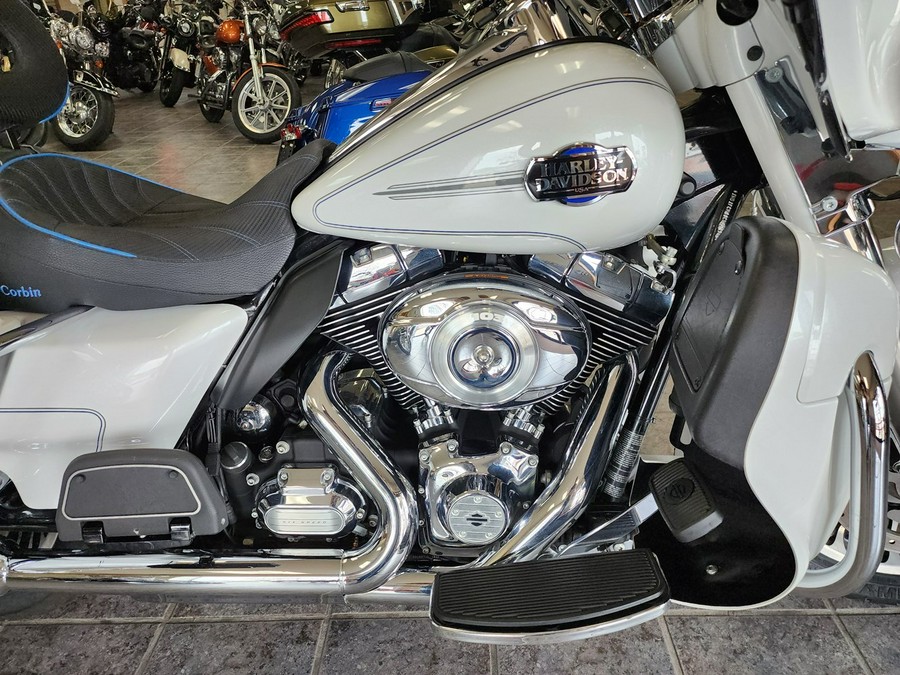 2012 Harley-Davidson® Electra Glide Ultra Classic FLHTCU