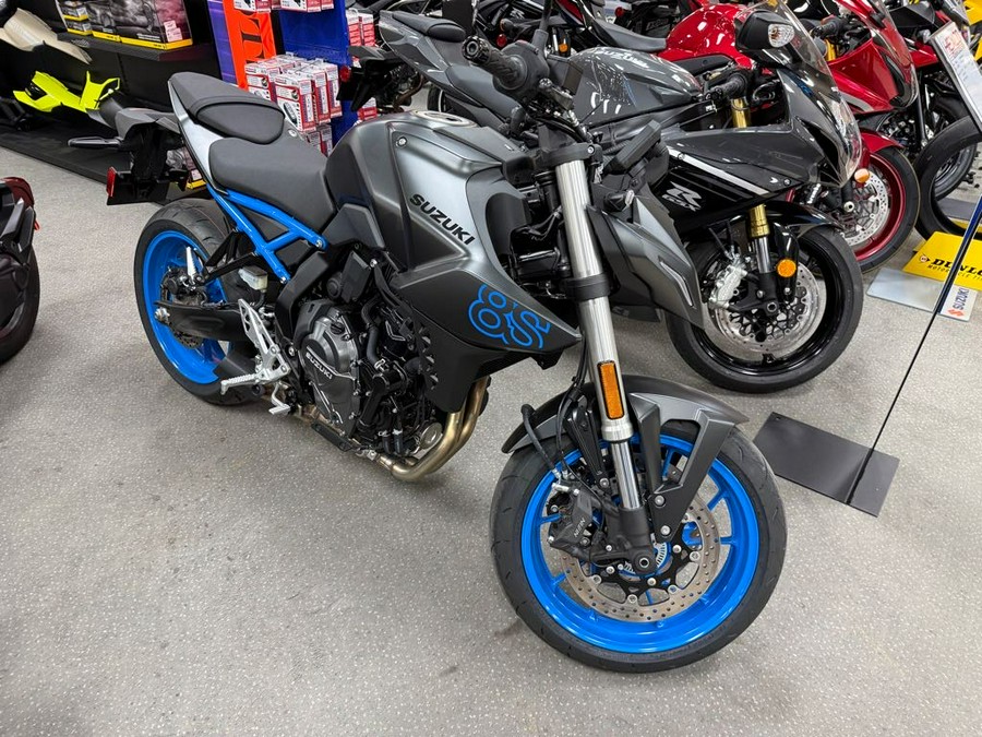2024 Suzuki GSX 8S