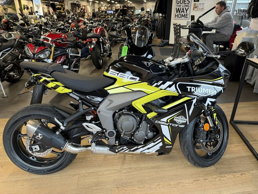 2025 Triumph Daytona 660 Satin Granite/Satin Black