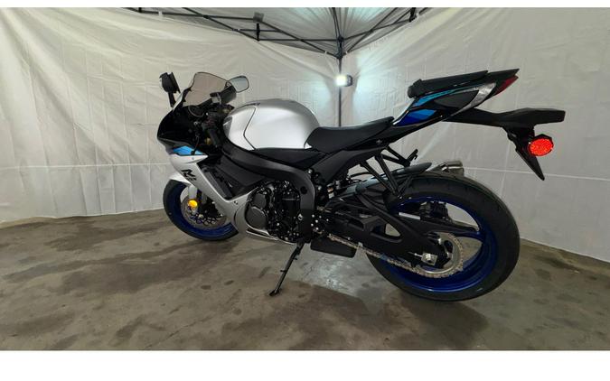 2026 Suzuki GSX-750R SILVERBLUE
