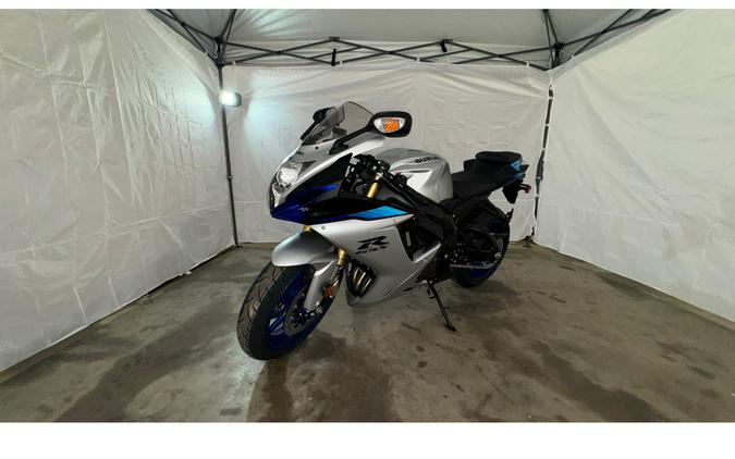 2026 Suzuki GSX-750R SILVERBLUE