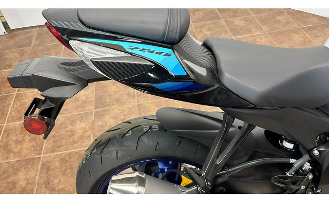 2026 GSX-750R SILVERBLUE - Suzuki