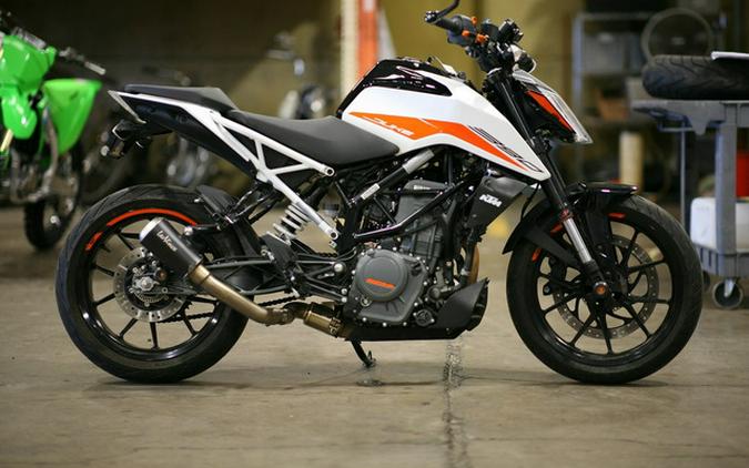 2022 KTM Duke 390
