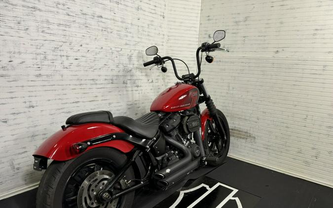 2022 Harley-Davidson Street Bob 114 w/ ONLY 2841 Miles!