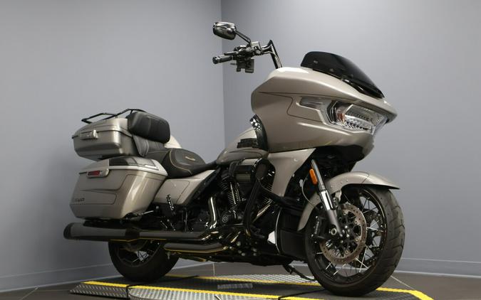 2023 Harley-Davidson® CVO™ Road Glide® FLTRXSE
