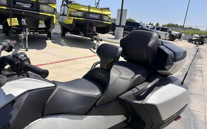 2021 Can-Am® Spyder® RT Limited Dark