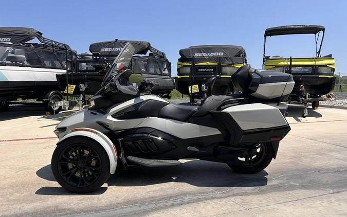 2021 Can-Am® Spyder® RT Limited Dark