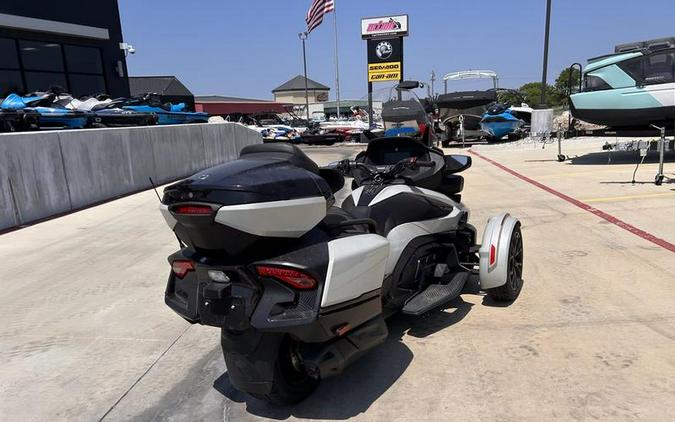 2021 Can-Am® Spyder® RT Limited Dark