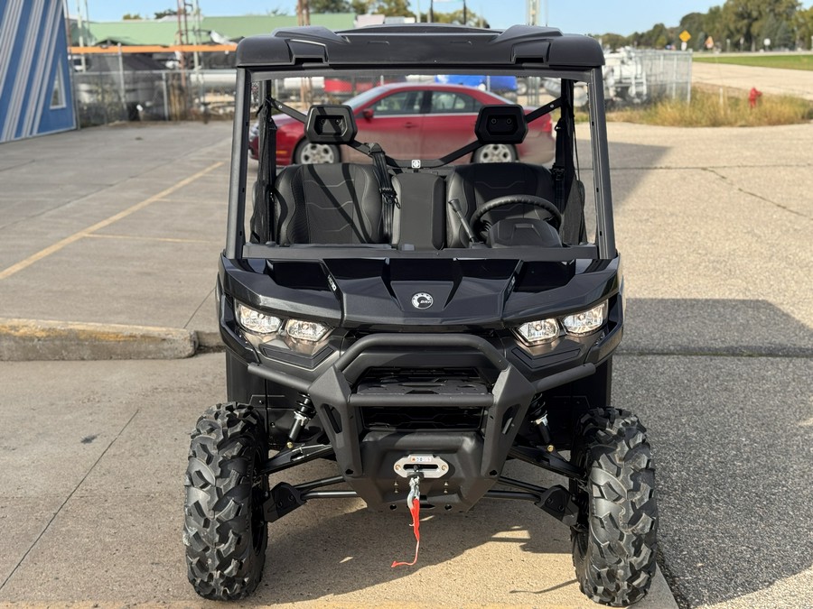 2026 Can-Am Defender 6X6 XT HD10