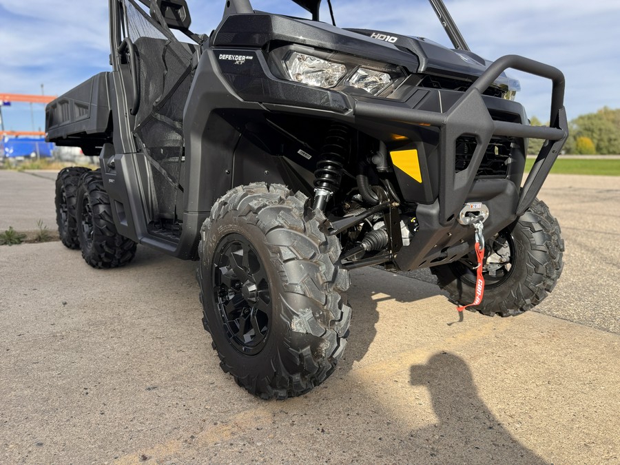 2026 Can-Am Defender 6X6 XT HD10