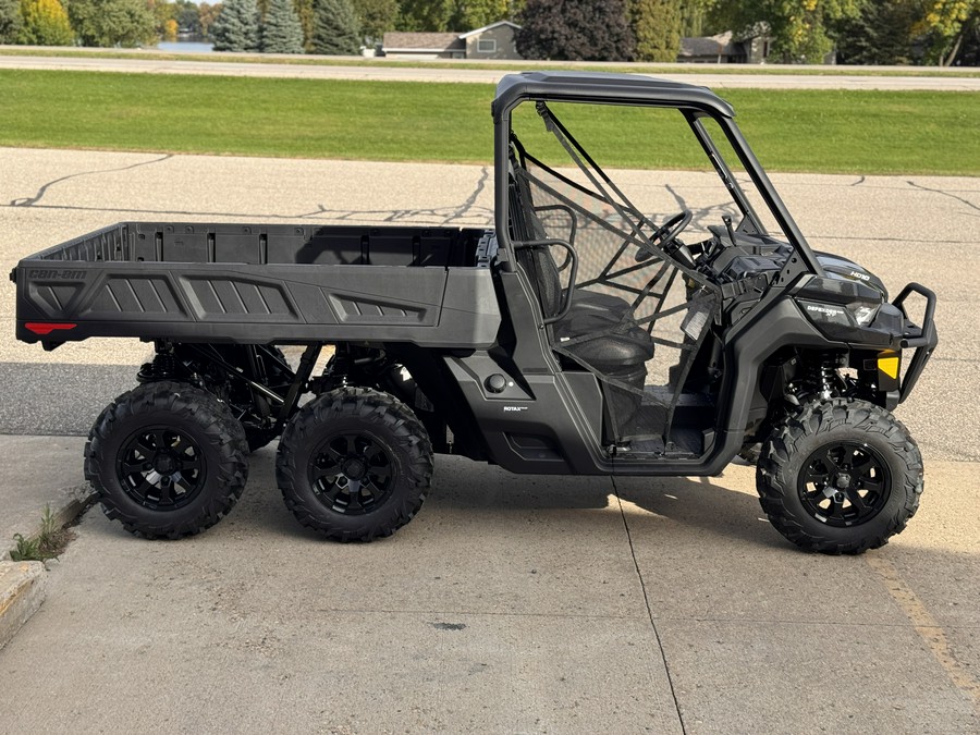 2026 Can-Am Defender 6X6 XT HD10