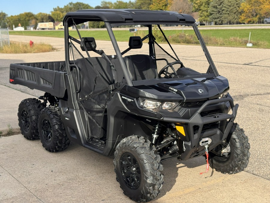 2026 Can-Am Defender 6X6 XT HD10