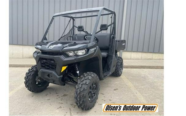 2023 Can-Am Defender DPS HD10