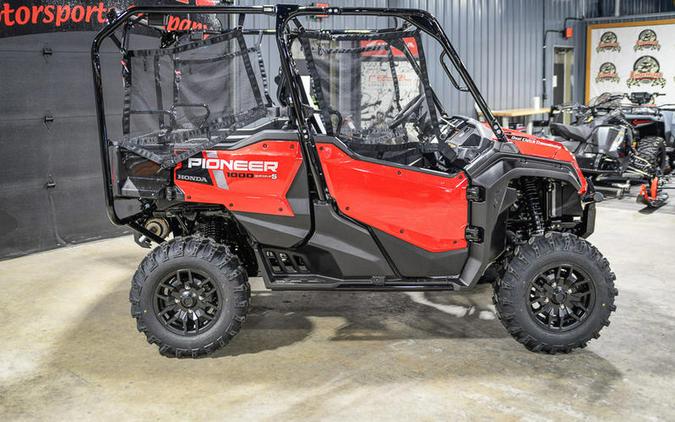 2024 Honda® Pioneer 1000-5 Deluxe