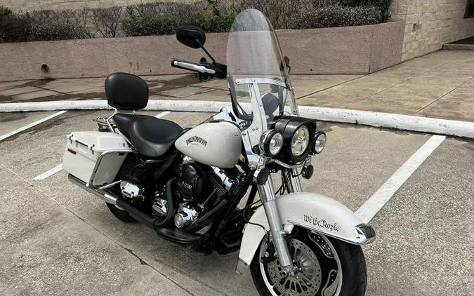 2013 Harley-Davidson® FLHP