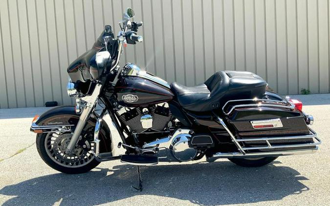 2011 Harley-Davidson® FLHTCU - Ultra Classic® Electra Glide®