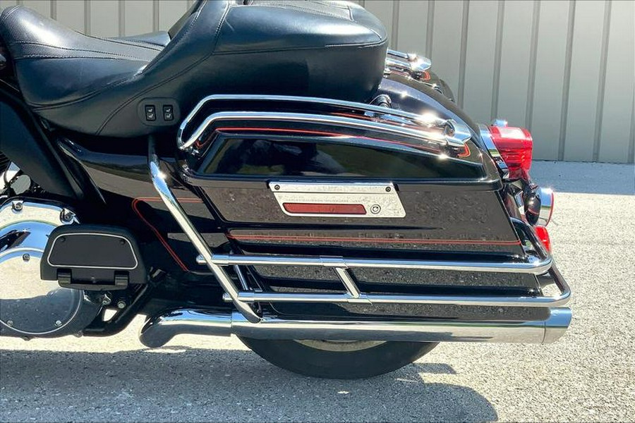 2011 Harley-Davidson® FLHTCU - Ultra Classic® Electra Glide®