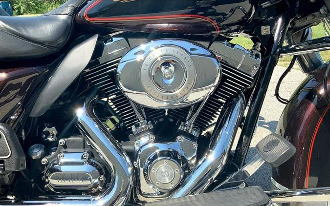 2011 Harley-Davidson® FLHTCU - Ultra Classic® Electra Glide®