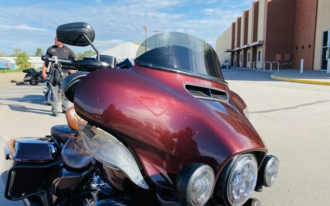 2018 Harley-Davidson Street Glide Special FLHXS