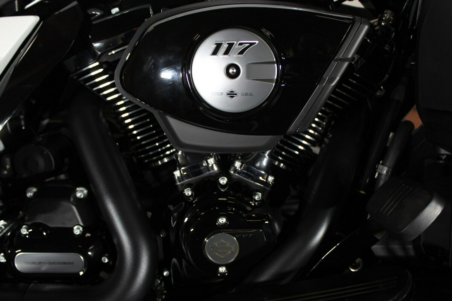 2026 Harley-Davidson® FLHXL Street Glide Limited