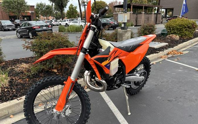 2026 KTM 300 XC