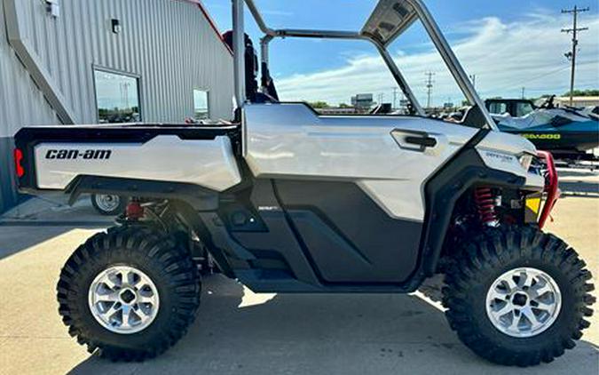 2024 Can-Am Defender X MR With Half Doors HD10