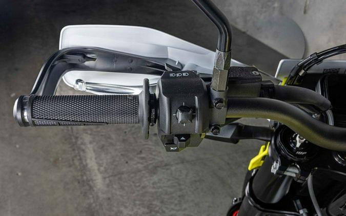 2026 Husqvarna Supermoto 701