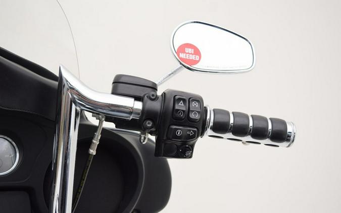 2015 Harley-Davidson Trike FLHTCUTG - Tri-Glide Ultra