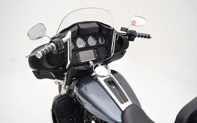 2015 Harley-Davidson Trike FLHTCUTG - Tri-Glide Ultra