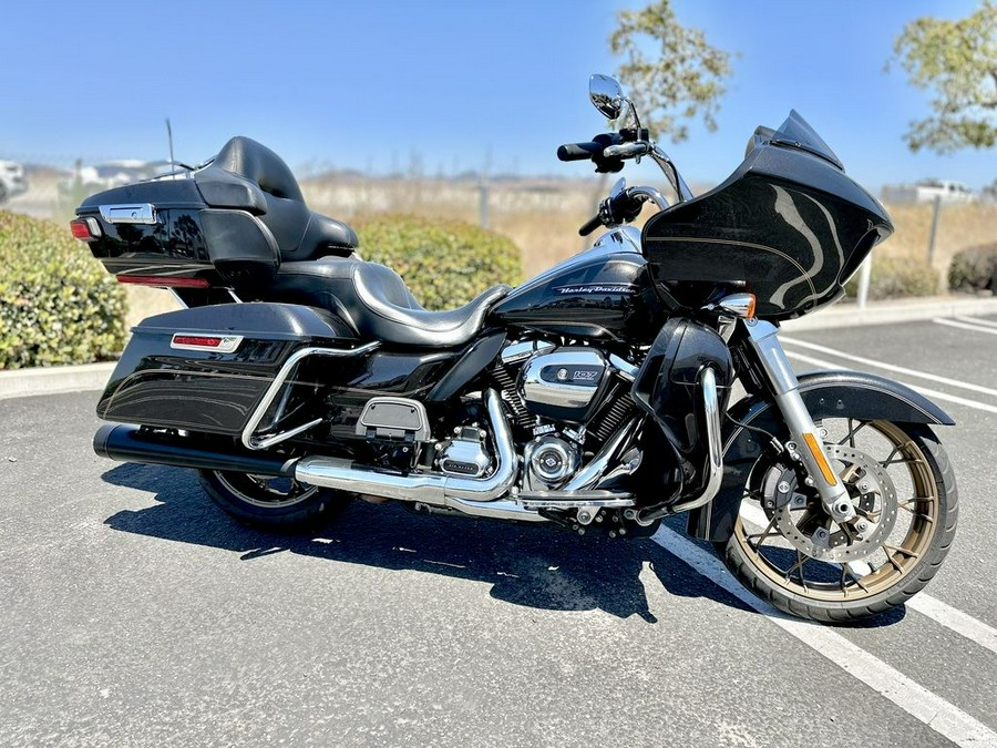 2017 Harley-Davidson® FLTRU - Road Glide® Ultra