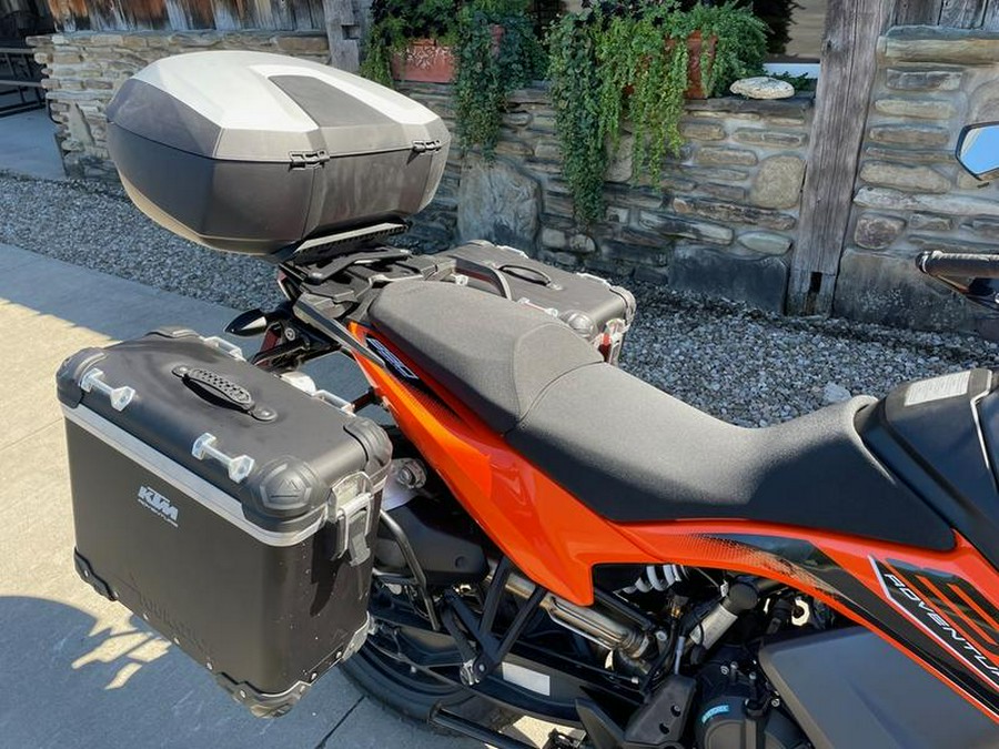 2022 KTM 890 Adventure