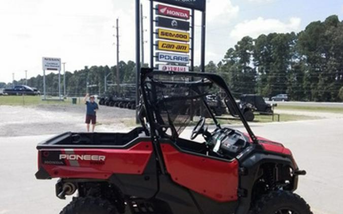 2024 Honda Pioneer 1000 Deluxe