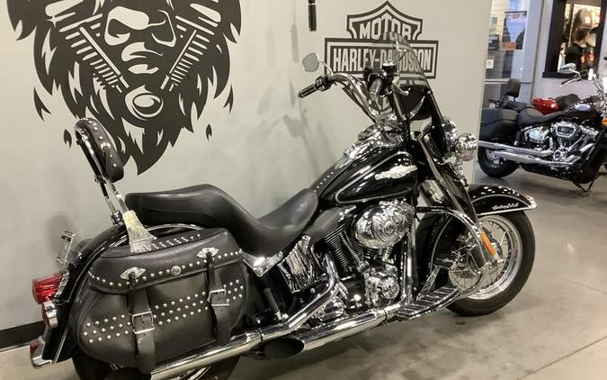 2014 Harley-Davidson® FLSTC - Heritage Softail® Classic
