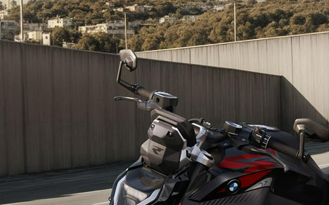 2026 BMW R 1300 R