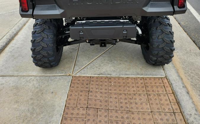 2025 Honda Pioneer 1000-6 Crew Deluxe